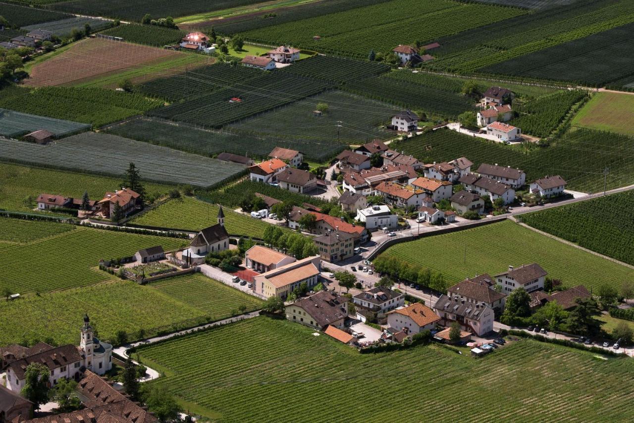 Villa Sonnenschein Terlano Bagian luar foto